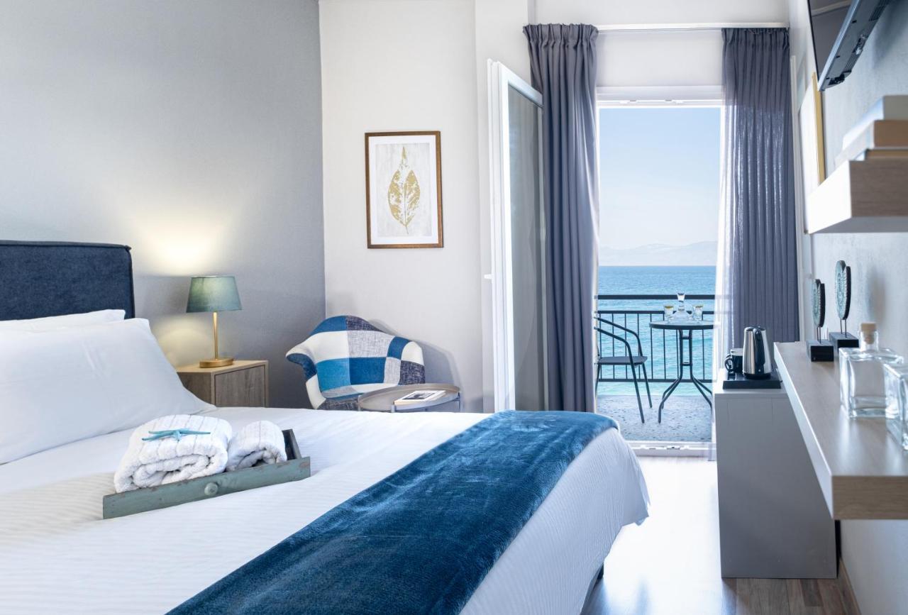 Riviera Hotel Ксилокастро Экстерьер фото